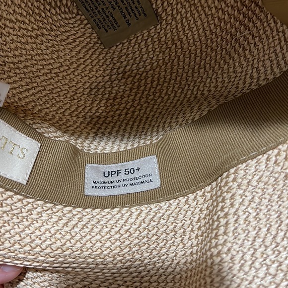 NWOT Eric Javits bucket hat - Picture 5 of 5